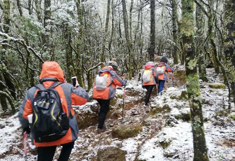 麗江玉龍雪山徒步登山攻略