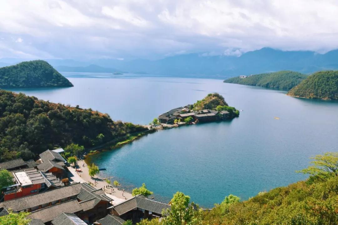 不到里格半島，不算來過瀘沽湖！  麗江傳媒公司